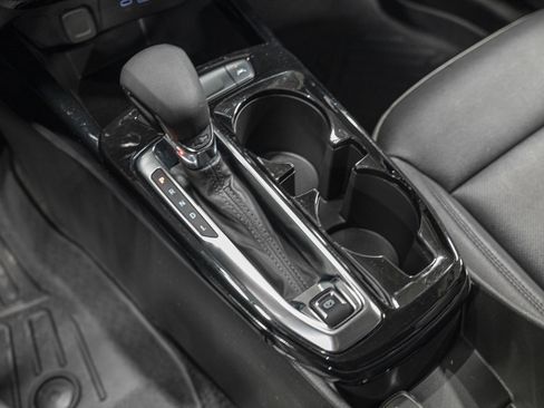 Used 2025 Chevrolet Trax ACTIV w/ Driver Confidence Package image 25