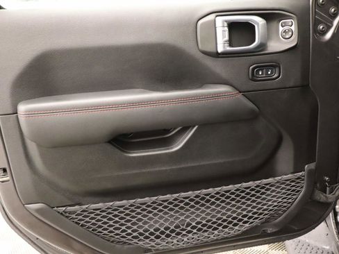 Used 2021 Jeep Wrangler Unlimited Rubicon AWD/4WD image 17