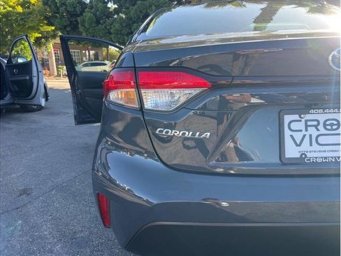 Used 2023 Toyota Corolla LE FWD image 23