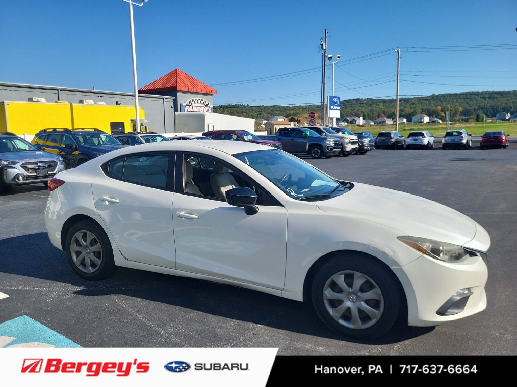 Used 2015 MAZDA MAZDA3 i SV FWD image 5