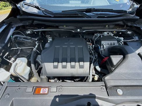 Used 2024 Mitsubishi Eclipse Cross AWD image 29
