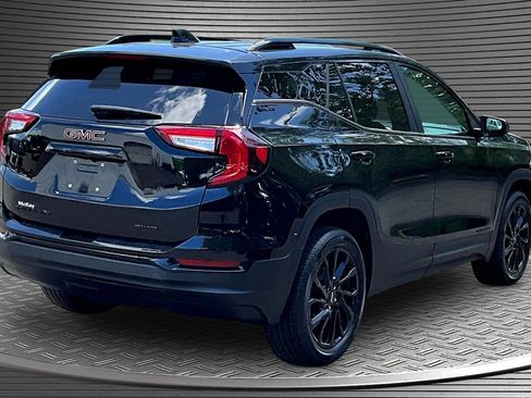 Used 2024 GMC Terrain SLE w/ Driver Convenience Package AWD/4WD image 6