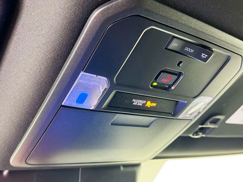 New 2025 Toyota Tacoma TRD Off-Road image 22