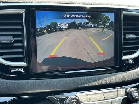 New 2026 Chrysler Voyager LX FWD image 23