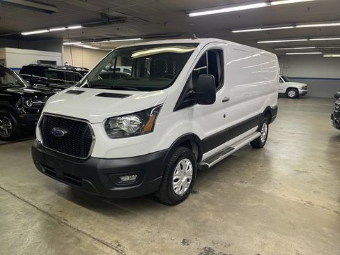 Used 2024 Ford Transit 250 Low Roof w/ Exterior Upgrade Package image 4