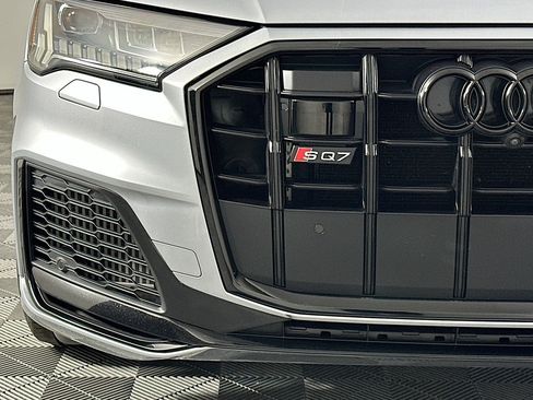Used 2020 Audi SQ7 Prestige w/ Prestige Package AWD/4WD image 17