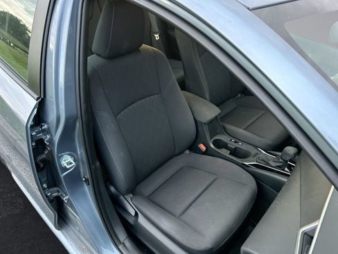 Used 2024 Toyota Corolla LE FWD image 30
