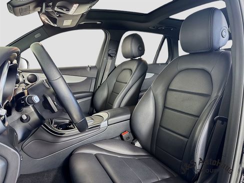 Used 2022 Mercedes-Benz GLC 300 GLC 300 image 11