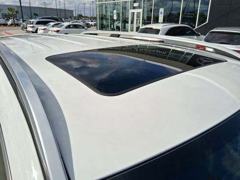 Certified 2021 Mercedes-Benz GLE 350 4MATIC image 4