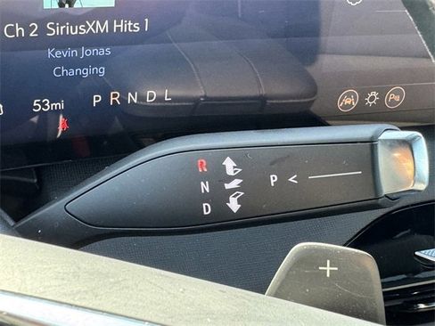 Used 2025 Buick Enclave Preferred image 25