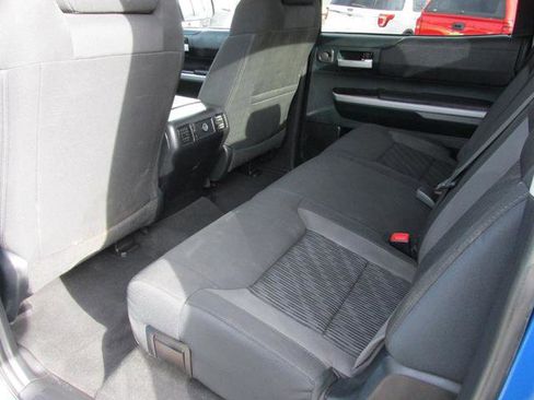 Used 2017 Toyota Tundra SR5 image 8