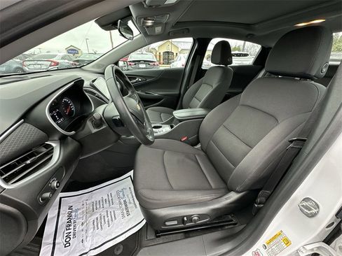 Used 2023 Chevrolet Malibu LT image 11