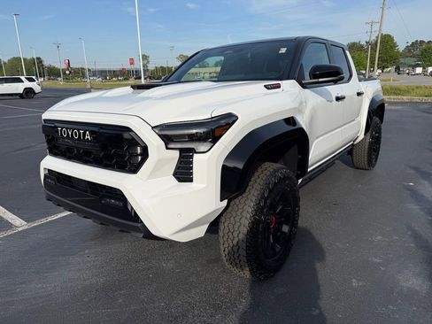 New 2026 Toyota Tacoma TRD Pro AWD/4WD image 6