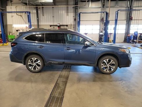 Used 2020 Subaru Outback Touring XT AWD/4WD image 8