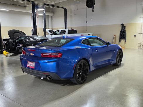 Used 2017 Chevrolet Camaro LT w/ RS Package RWD image 7