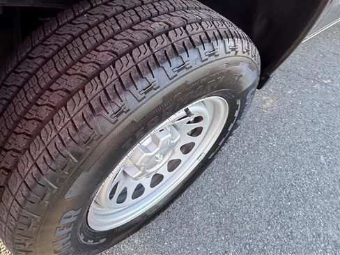 Used 2023 Chevrolet Colorado W/T image 36