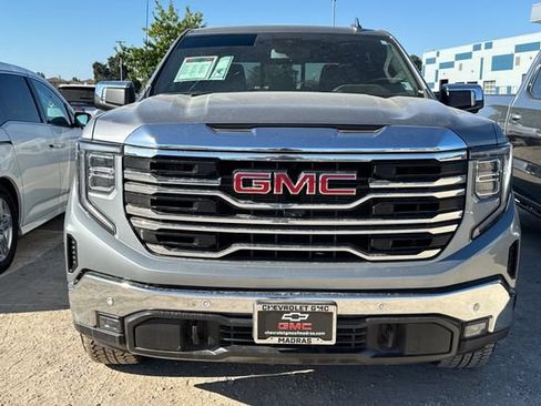 Used 2025 GMC Sierra 1500 SLT w/ SLT Premium Plus Package AWD/4WD image 3
