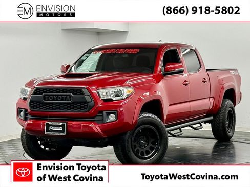 Used 2019 Toyota Tacoma TRD Sport w/ Technology Package image 1
