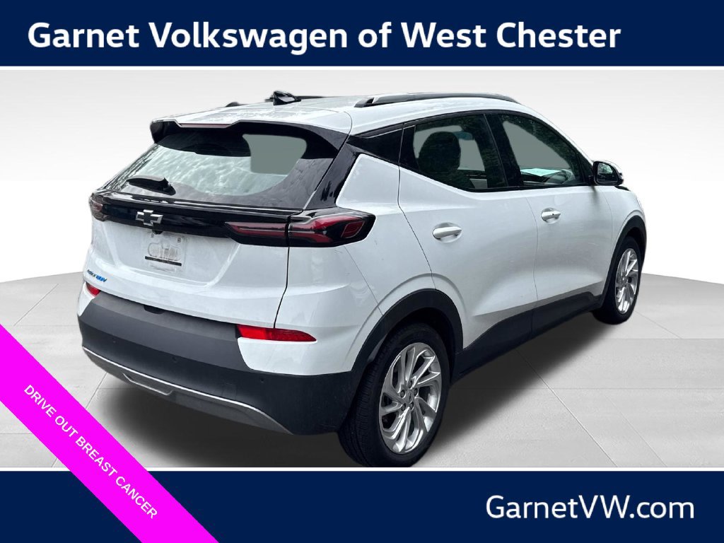 Used 2023 Chevrolet Bolt EUV LT w/ Driver Confidence Package FWD image 5