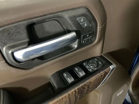 Used 2021 GMC Sierra 2500 Denali w/ Denali Ultimate Package image 28