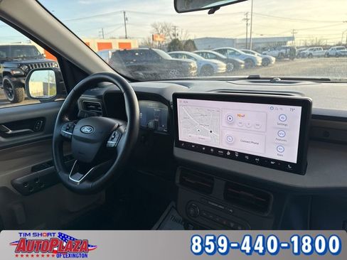 Used 2025 Ford Maverick Lariat image 37
