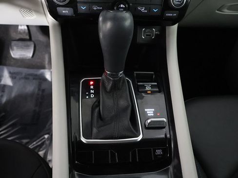 Used 2023 Jeep Compass Latitude w/ Sun and Sound Group AWD/4WD image 43