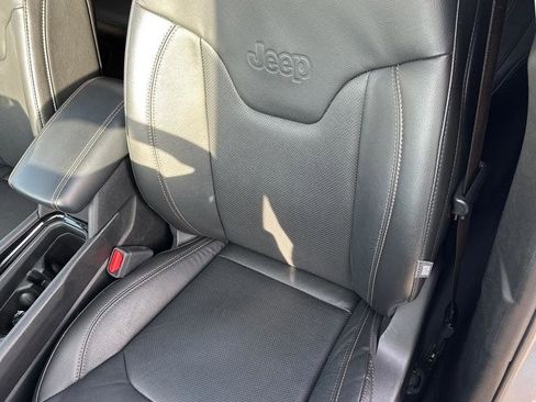 Used 2022 Jeep Compass Limited w/ Sun and Sound Group image 23