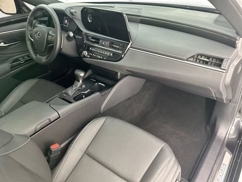 Used 2025 Lexus ES 350 w/ Accessory Package (Z2) FWD image 15