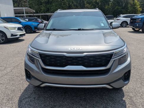 Used 2023 Kia Seltos EX AWD/4WD image 7
