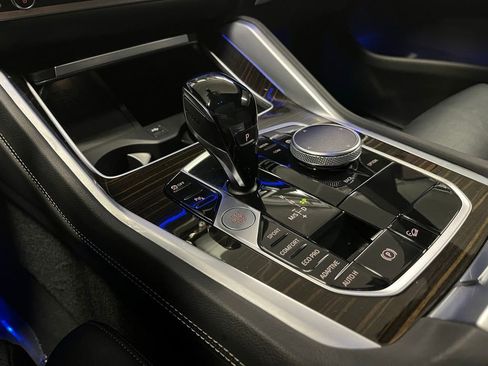 Used 2021 BMW X6 xDrive40i w/ M Sport Package AWD/4WD image 14