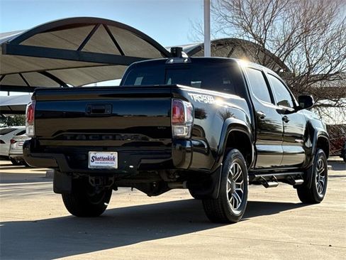 Used 2021 Toyota Tacoma TRD Sport image 8