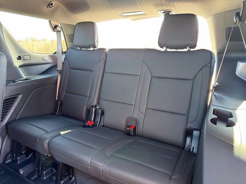 Used 2026 Chevrolet Tahoe High Country AWD/4WD image 42