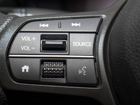 Certified 2025 Honda CR-V EX image 29