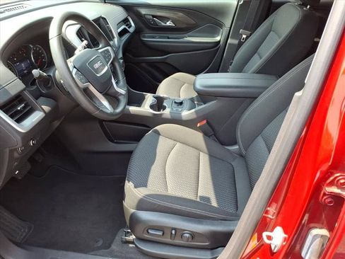 Used 2024 GMC Terrain SLE w/ Driver Convenience Package AWD/4WD image 10