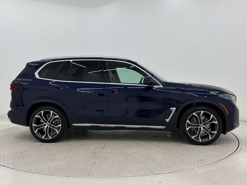 New 2026 BMW X5 xDrive50e AWD/4WD image 8