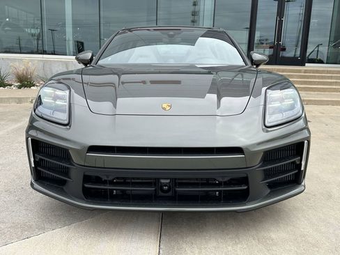New 2026 Porsche Panamera 4 image 10