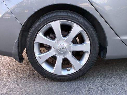 Used 2013 Hyundai Elantra Limited FWD image 48