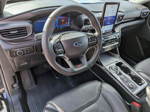 Used 2023 Ford Explorer ST w/ Equipment Group 401A AWD/4WD image 10