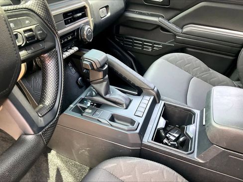 Used 2024 Toyota Tacoma SR RWD image 15