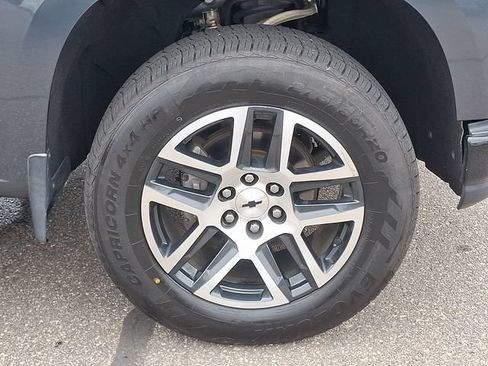 Used 2019 Chevrolet Silverado 1500 LT Trail Boss AWD/4WD image 28