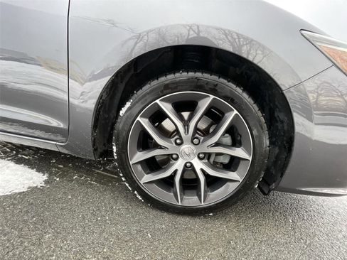Certified 2020 Acura ILX w/ Premium Package image 10