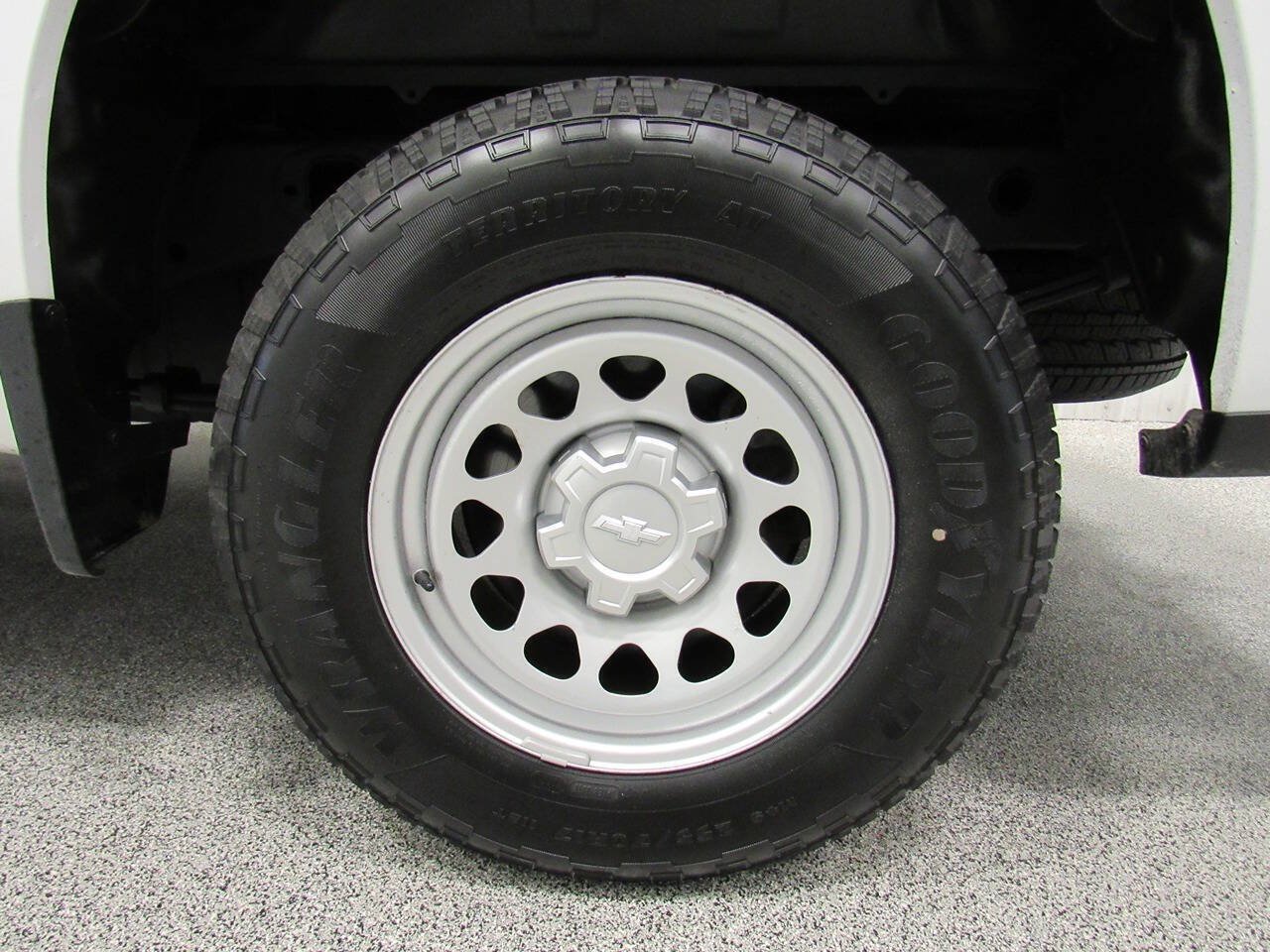 Used 2021 Chevrolet Silverado 1500 W/T w/ WT Fleet Convenience Package AWD/4WD image 11