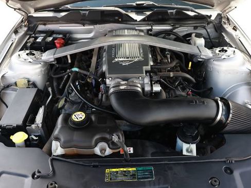 Used 2010 Ford Mustang GT Premium RWD image 50