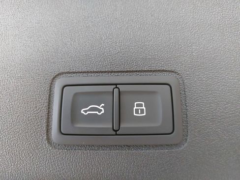 New 2026 Audi Q3 quattro 2.0T AWD/4WD image 13