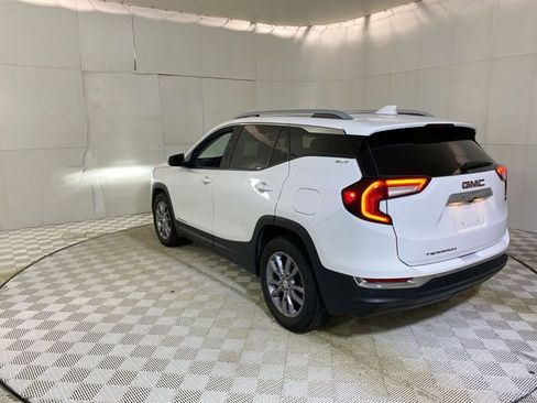 Used 2023 GMC Terrain SLT FWD image 19