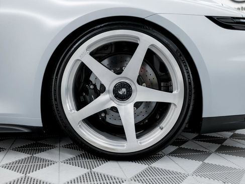 Used 2026 Porsche 911 GT3 image 35