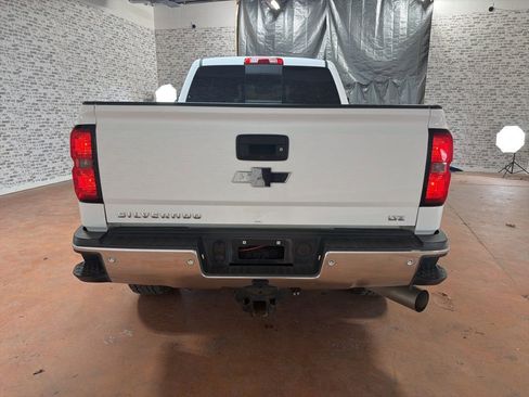 Used 2016 Chevrolet Silverado 2500 LTZ w/ Duramax Plus Package image 5