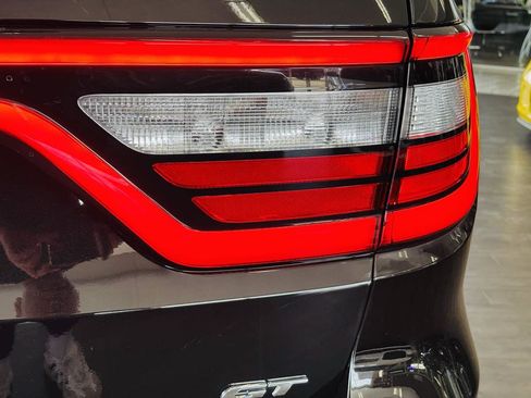 Used 2025 Dodge Durango GT AWD/4WD image 12