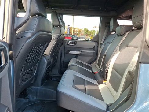 Certified 2023 Ford Bronco Black Diamond image 10