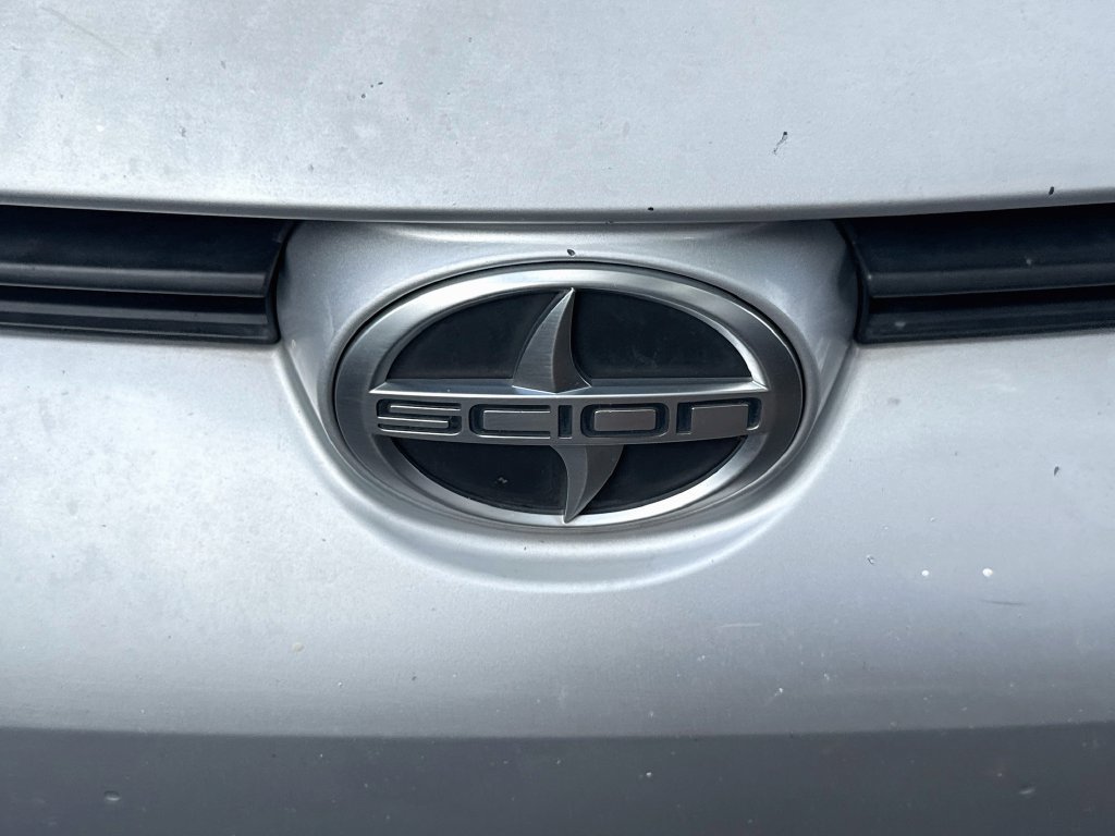 Used 2012 Scion tC FWD image 9